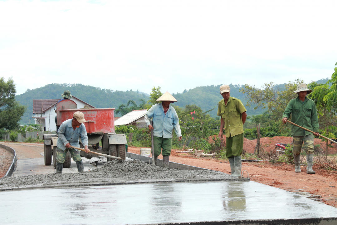 Buôn làng khởi sắc từ những chính sách an sinh dành cho đồng bào dân tộc thiểu số