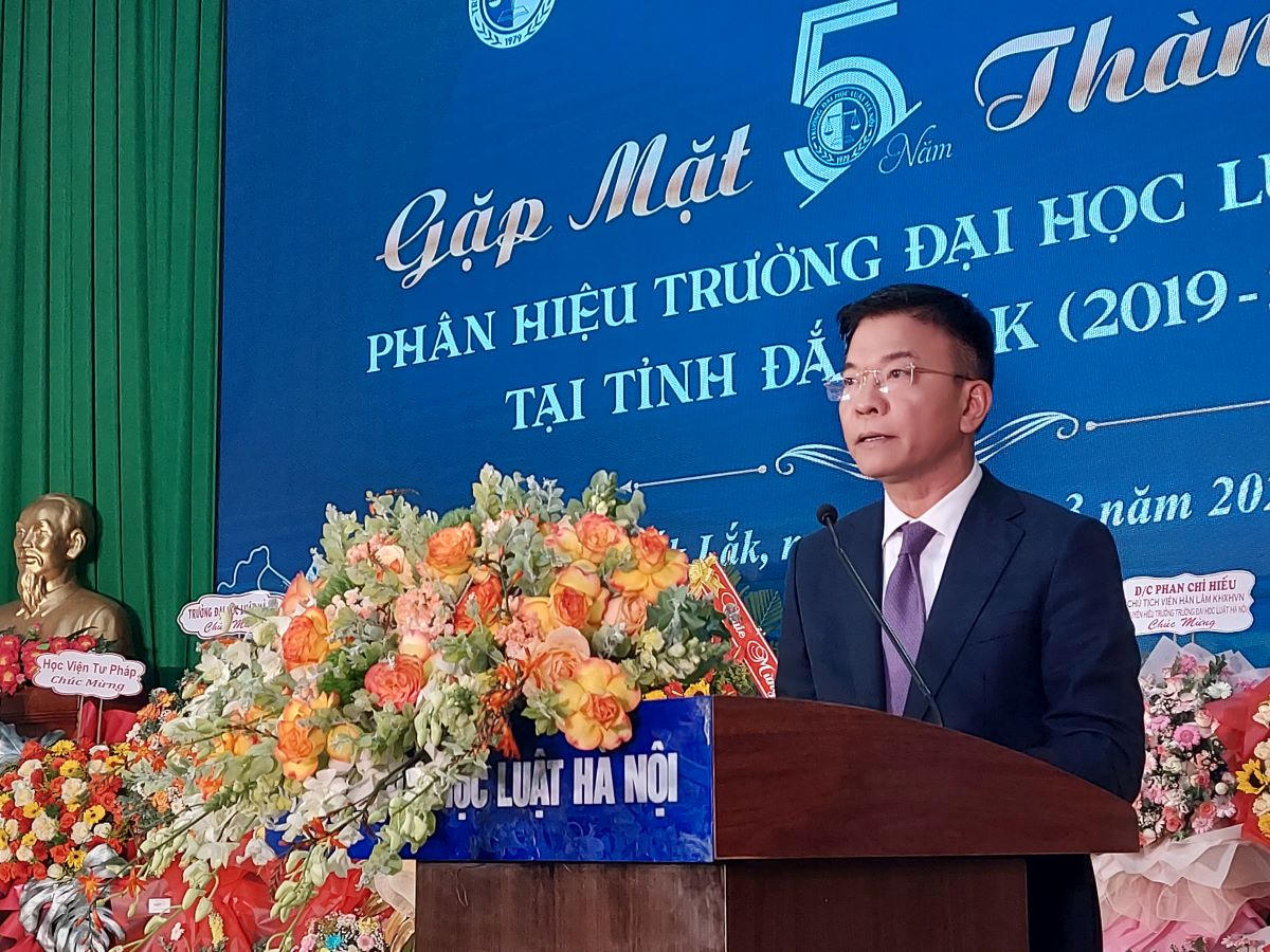 5 năm thành lập Phân hiệu Trường Đại học Luật Hà Nội tại tỉnh Đắk Lắk: Vững bước trong giai đoạn phát triển mới 