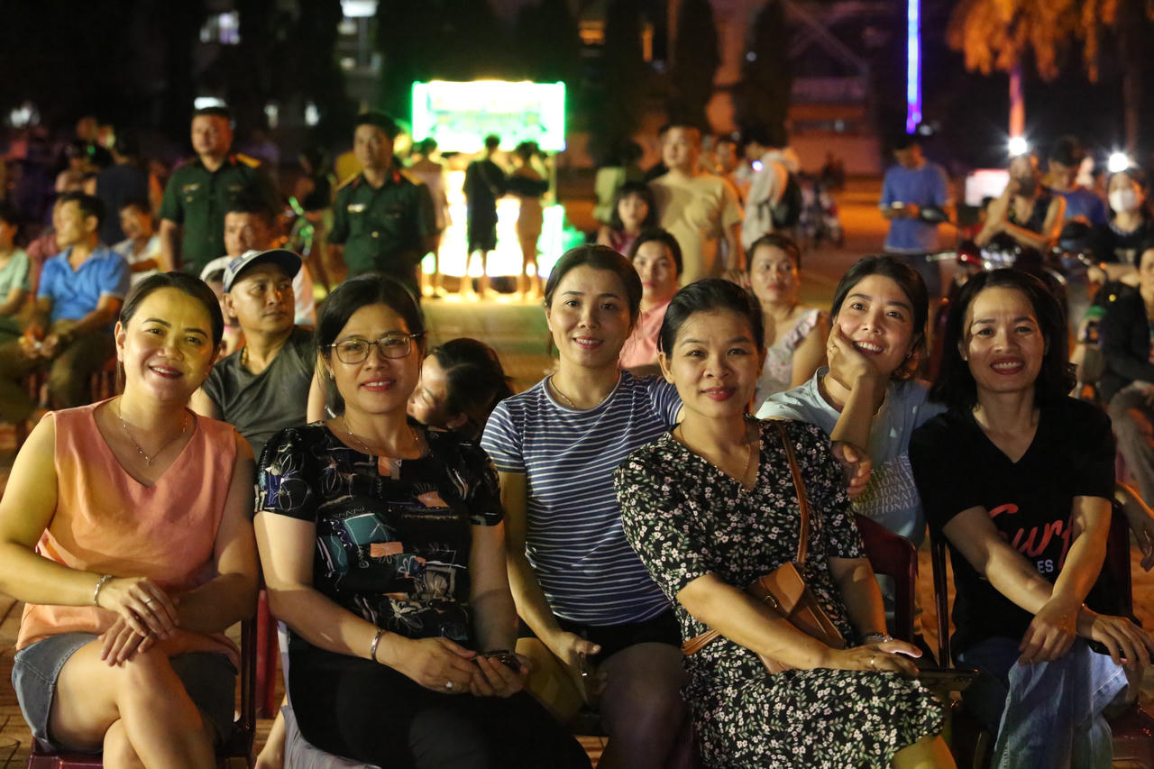 Hội thi tuyên truyền kỷ niệm 65 năm ngày mở đường Hồ Chí Minh - Con đường huyền thoại 