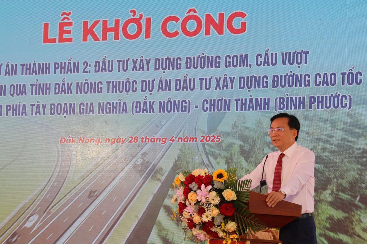 Khởi công Dự án thành phần 2 Cao tốc Chơn Thành - Gia Nghĩa 