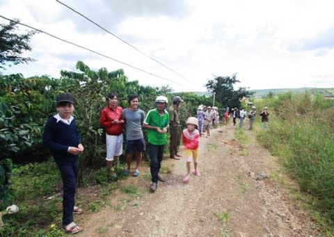 Giải cứu, bất thành, thiếu nữ, giam lỏng