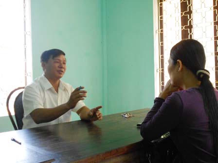 Cả làng hoang mang sợ “dấu hiệu thủy quái” trên sông