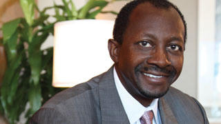 Luật sư nổi danh nhờ làm việc quần quật 