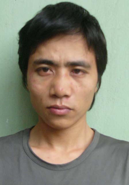 Tên cướp táo tợn chê 200 triệu, ngồi chờ gia chủ đòi tiền tỉ