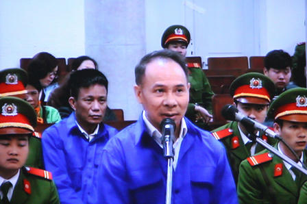 Dương Chí Dũng xấu hổ khi “lấy tiền của vợ” mua nhà cho “bồ“?