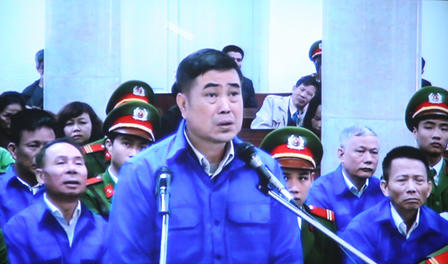 Dương Chí Dũng xấu hổ khi “lấy tiền của vợ” mua nhà cho “bồ“?