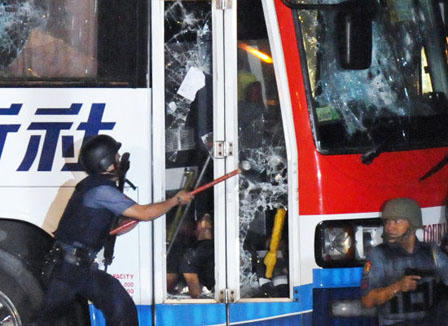 Cô gái bị mất 2/3 hàm và vụ án rắc rối tầm quốc tế