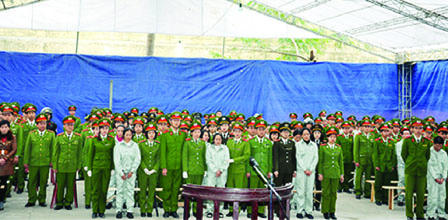 Vụ án “khủng” với 12 tấn heroin ra vành móng ngựa