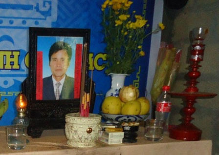 Bí mật "chôn" dưới nền ngôi nhà 2 người chết, 3 người tâm thần