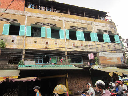 Tên trộm bệnh hoạn chuyên “thó” đồ lót phụ nữ về mặc cho...mát