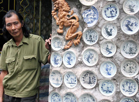 “Đại gia tiền lẻ” xây nhà bằng bát đĩa, đồng xu, khuy áo