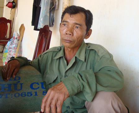 Phá "ổ bạc" lớn trong nhà cán bộ thị trường tỉnh  