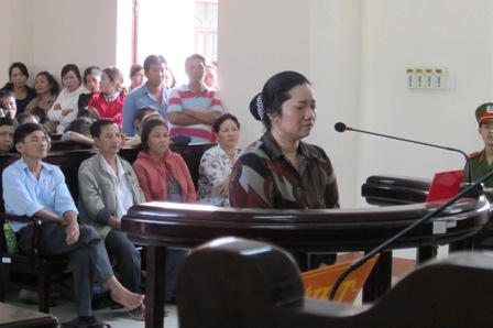 Vợ bí thư xã giết người bình thản trước đề nghị tử hình