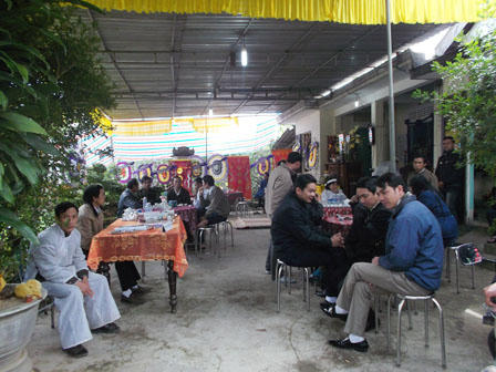 “Đấu võ mồm”, đối thủ yếu tim mất mạng 