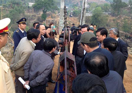 Tại sao chưa khởi tố vụ sập cầu treo Chu Va?