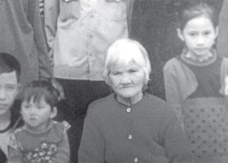 Ông lão hiện hồn dẫn lối con cháu đi tìm bà lão mất tích?