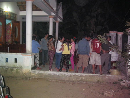 Cháu ngỗ ngược đoạt mạng thím dâu đang mang thai