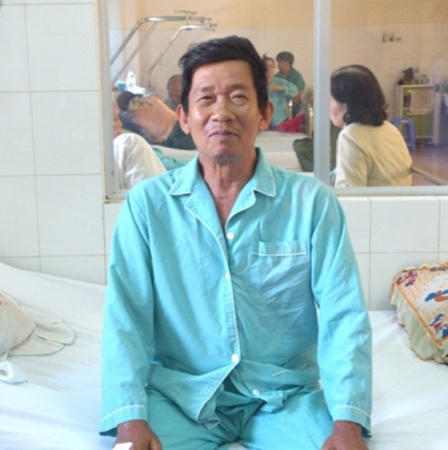 Người tắt thở sống dậy ngoạn mục sau 30 lần sốc điện