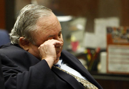 12 năm tù cho quan tỉnh tự trả lương mình gấp đôi lương tổng thống