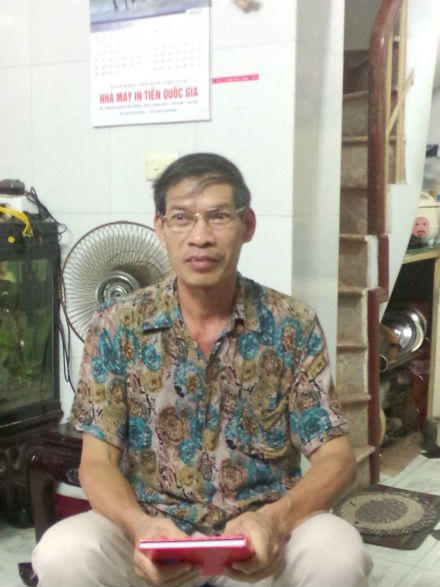 Đứa trẻ của “căn phòng hạnh phúc” bị cha đẻ bắt cóc?