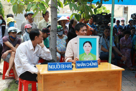 Phút đền tội của sát thủ cuồng ghen