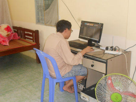 Hãi hùng hai đứa trẻ nghiện game đến phát khùng