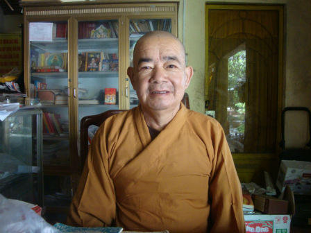 Nhà sư hiến thân cho bầy đỉa để dân làng bình yên?