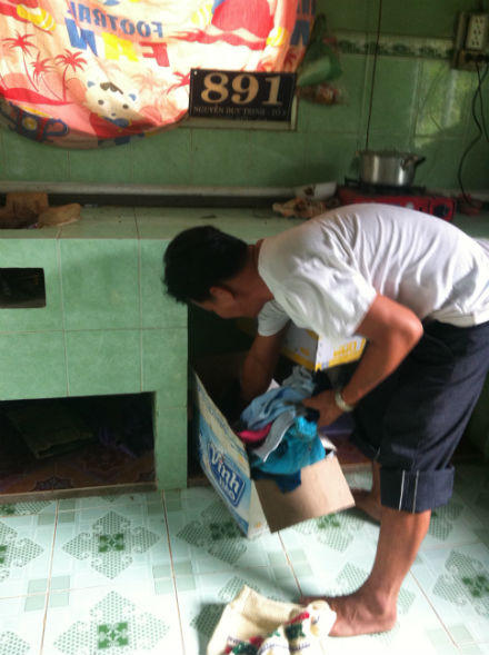 Tỉ phú phá sản vì dốc tiền xây biệt thự bạc tỉ “cung phụng”… chó hoang  