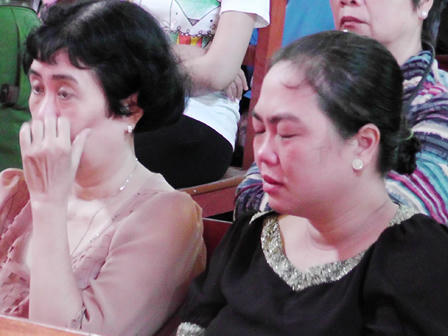 Khiếu nại không được, thầy giáo tạt axit hàng loạt đồng nghiệp