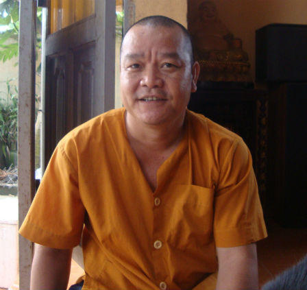 Chuyện kỳ lạ về ngôi chùa của những pho tượng đất không chìm dưới nước