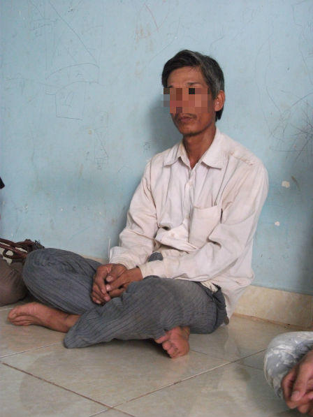 Nỗi lòng người cha bắt quả tang con gái bên đám trai trần như nhộng