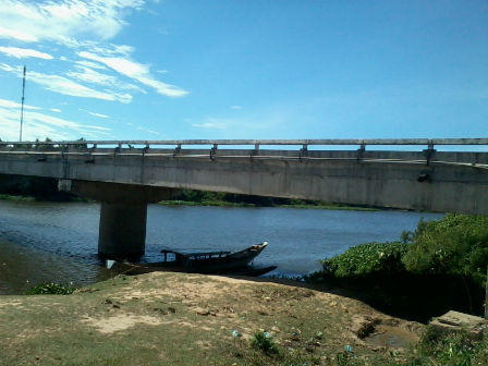 Treo cổ tự vẫn vì bị vu oan “nhìn vợ người khác” 