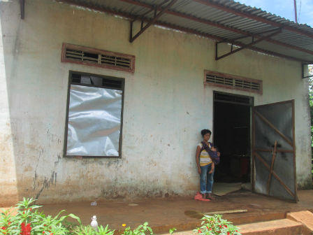 Gia đình bất hạnh, đàn con 3 đứa lần lượt hóa điên  