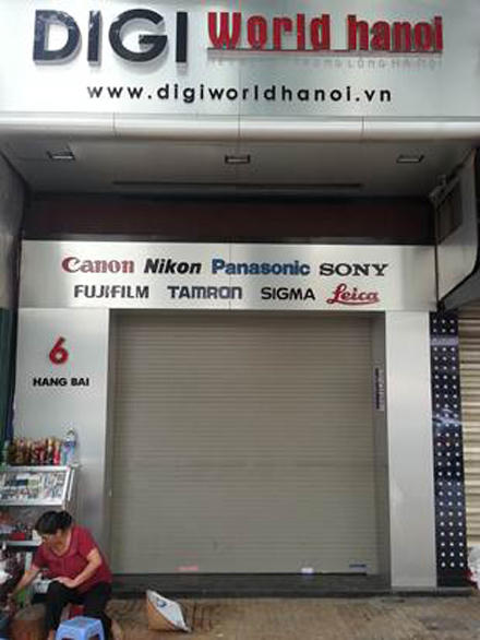 Vụ siêu trộm phố Hàng Bài: “Lỗ hổng an ninh” cửa cuốn