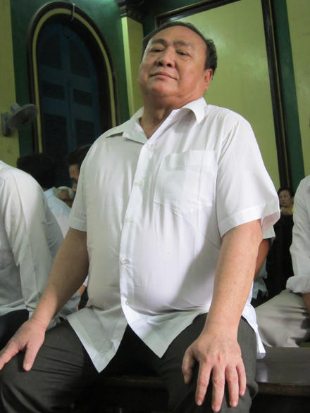 “Tập đoàn ăn bẩn” chiếm đoạt tiền tỷ từ hài cốt người chết