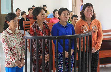 Khoảng đời tăm tối sau khi… trúng số độc đắc  