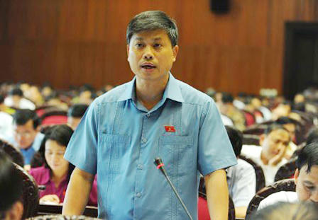 Phải “bôi trơn” mới được cấp sổ đỏ?