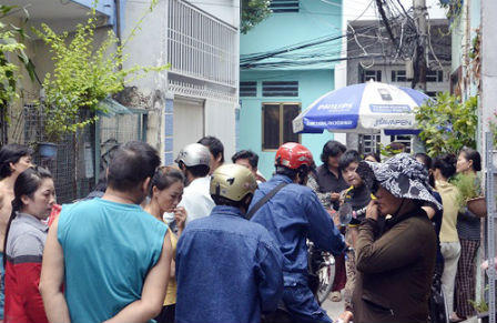 Ghen với Zalo, Facebook, chồng sát hại vợ và con gái