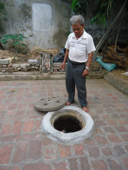 Giếng mắt trâu hàng thế kỷ gây họa cho cả xóm?