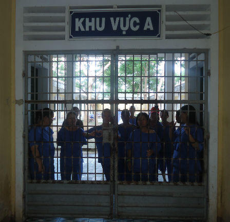 “Bà trùm” trại tâm thần bị 3 người điên tước mạng