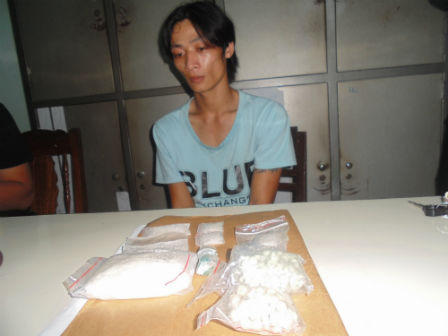 Đại úy cảnh sát giả làm “hot boy” tán vợ “trùm ma túy” ghen tuông  