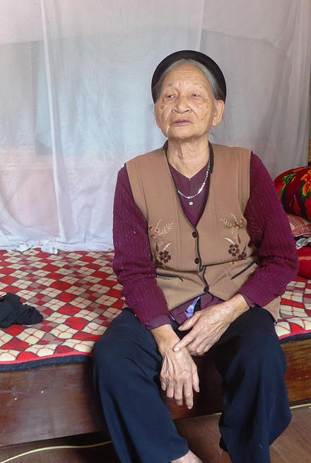 Lấy ngõ chung cấp cho hộ riêng, chính quyền ủi khó cho dân