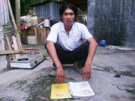 Bị đốt nhà vì phao tin chuyện tình “1 bà 2 ông”