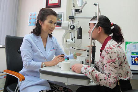 Những bệnh lý dễ gây mù lòa