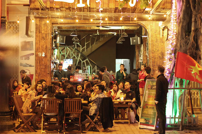 Người Việt rộn ràng chào năm mới 2015