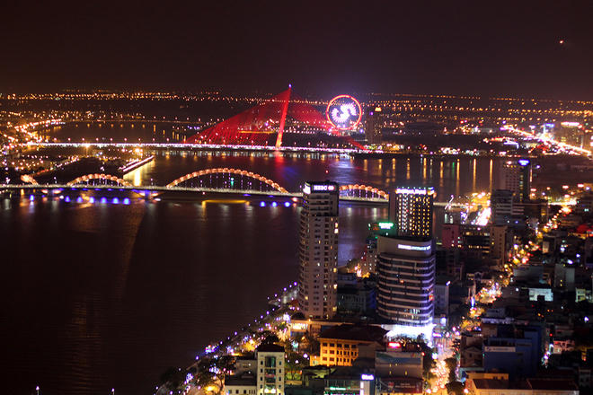 Người Việt rộn ràng chào năm mới 2015