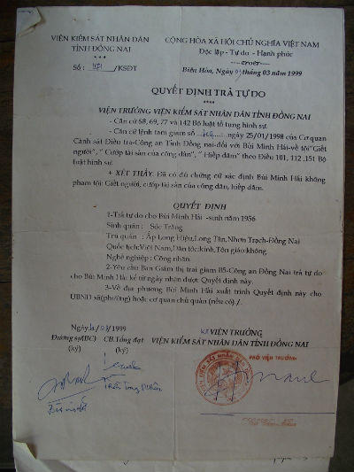 Rơi chiếc đồng hồ, "nhận" 405 ngày tù oan