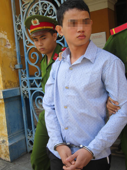 Nỗi dằn vặt của người mẹ có đứa con 16 tuổi đã nhận bản án 17 năm tù 