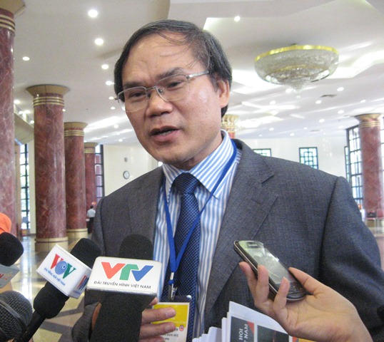 Đại diện Bộ Tư pháp lý giải khái niệm “vật quyền” và “trái quyền”