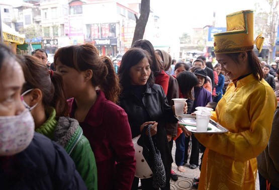 Ngày vía thần Tài, mua vàng để cả năm rủng rỉnh?
